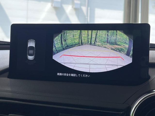 �y360&deg;�r���[���j�^�[�z��p�̃J�����ɂ��A�ォ�猩���낵���悤�Ȏ��_��360�x�N���}�̎��͂��m�F���邱�Ƃ��ł��܂������p�������m�F���₷���A�����ꏊ�ł̐؂�Ԃ��⒓�Ԃ��X���[�Y�ɍs���܂��B