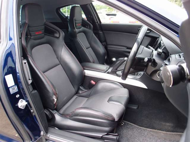 �^�]�ȁA����ȃV�[�g��RS�W��������RECARO�n�[�t���U�[�V�[�g�����B����]�ɉ�����BRIDE����RECARO���Ȃǂ̂��D���ȃV�[�g�������ȋ��z�ɂĂ���t���\�ł��B���C�y�ɂ����k�������܂�