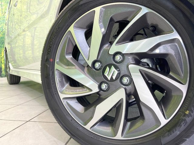 �y����15�C���`�A���~�z�C�[���z�O�ςɃ}�b�`���������A���~�z�C�[���𑕒����Ă���܂��B�e��ЊO�A���~�z�C�[����A�X�^�b�h���X�^�C�����戵�����Ă���܂��B���񂲑��k����������