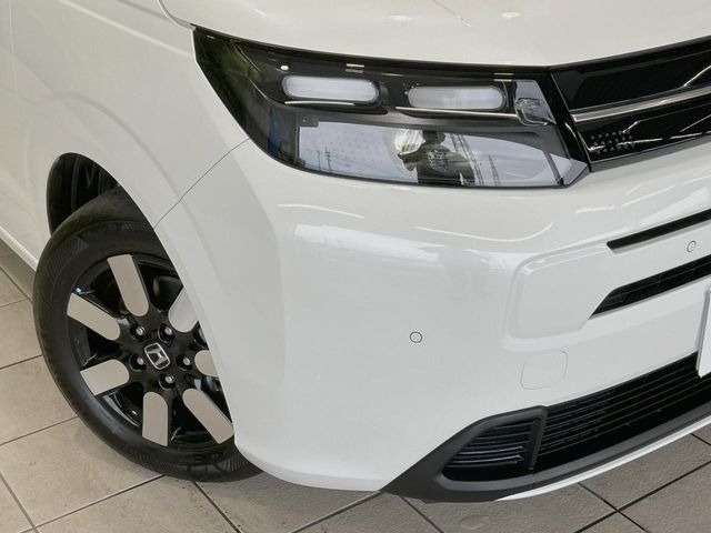 �yLED�w�b�h���C�g�z���V����ԑ��s�����ǍD�Ȏ��E���m�ۂ����S���ĉ^�]�ł��鍂�P�xLED�w�b�h���C�g�𑕔�!�_�����x�������A����d�͂��}�����Ă��܂��B