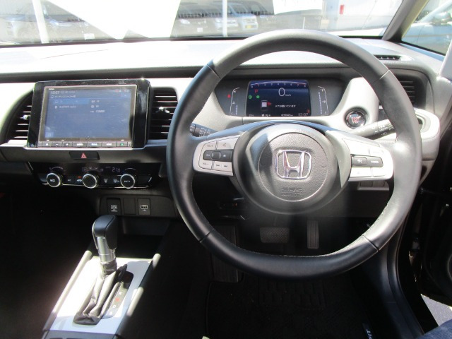 フィット1.5 ホーム 4WD