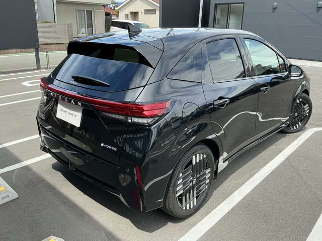 ノートオーラ1.2 G レザーエディション