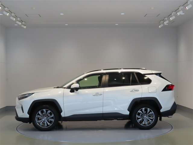 RAV42.5 ハイブリッド G E-Four 4WD