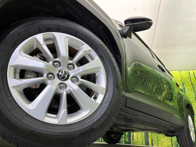 �y�����A���~�z�C�[���z�O�ςɃ}�b�`���������A���~�z�C�[���𑕒����Ă���܂��B�e��ЊO�A���~�z�C�[����A�X�^�b�h���X�^�C�����戵�����Ă���܂��B���񂲑��k����������