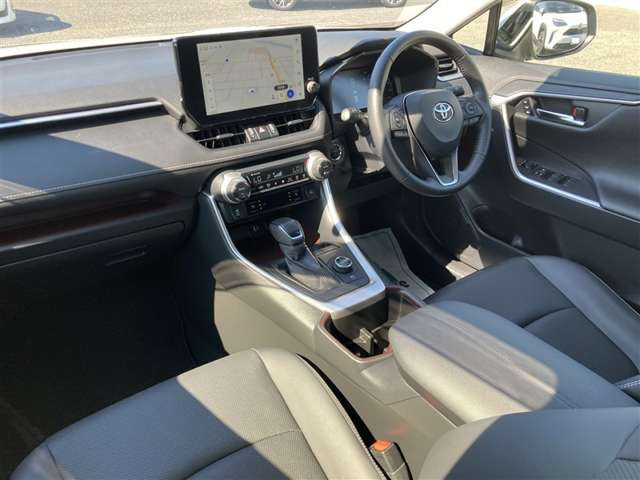 RAV42.5 ハイブリッド G E-Four 4WD