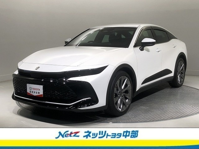 クラウンクロスオーバー2.5 G アドバンスト レザー パッケージ E-Four 4WD