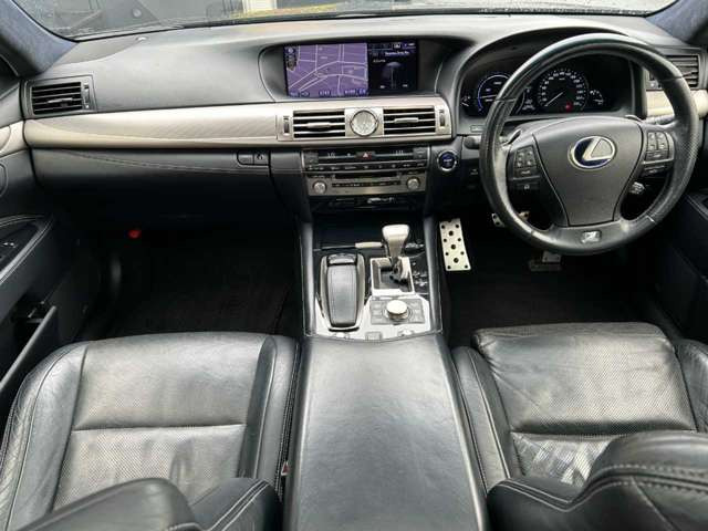 LS600h Fスポーツ 4WD
