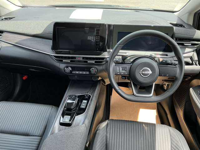 ノートオーラ1.2 G レザーエディション