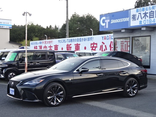 LS500h Fスポーツ 4WD