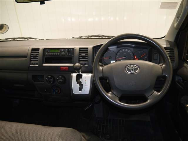 ハイエースバン3.0 DX ロング ディーゼル 4WD