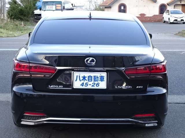 LS500h Fスポーツ 4WD