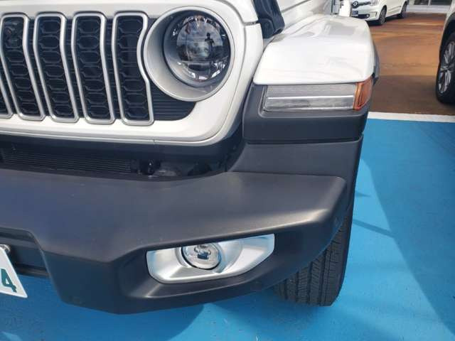 ラングラーアンリミテッド サハラ 4WD