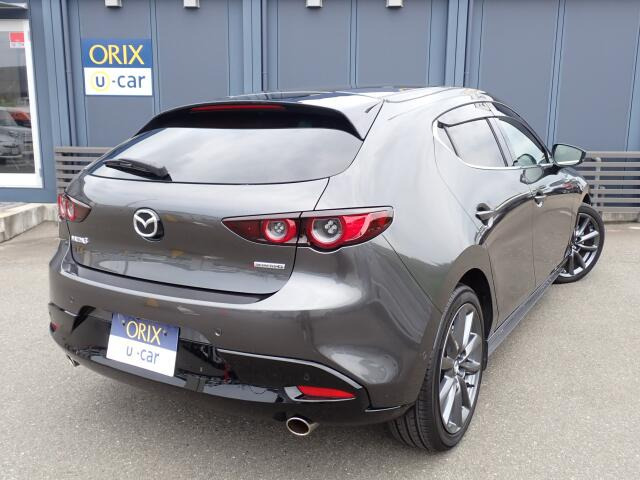 �����r���[�̉摜�ɂȂ�܂��B�I���b�N�X�F�蒆�ÎԂɂ́A���w��������S���Ă���肢���������߂ɁA�Ǝ��́u�I���b�N�X�F�蒆�Îԕۏ؁v�����t�����Ă��܂��B