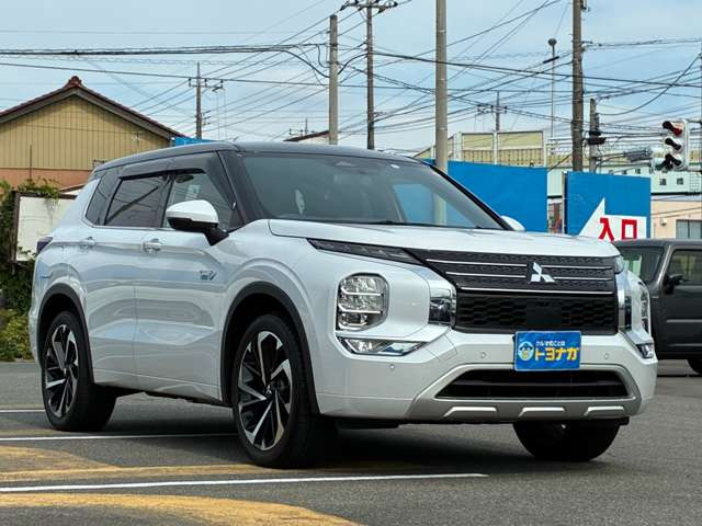 アウトランダーPHEV 2.4 P 4WD