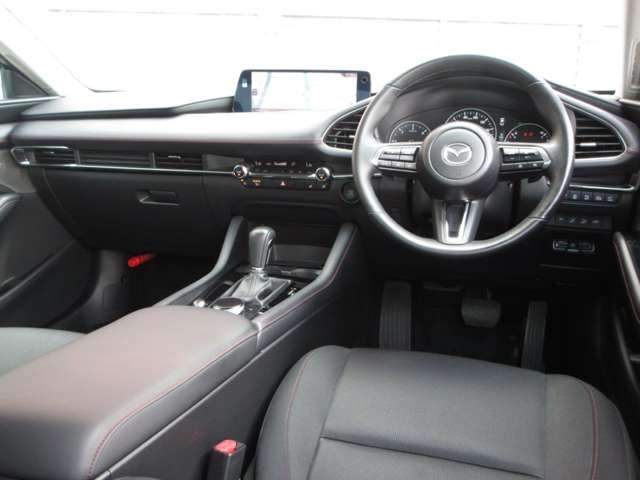 MAZDA3セダン1.8 XD ブラックトーンエディション