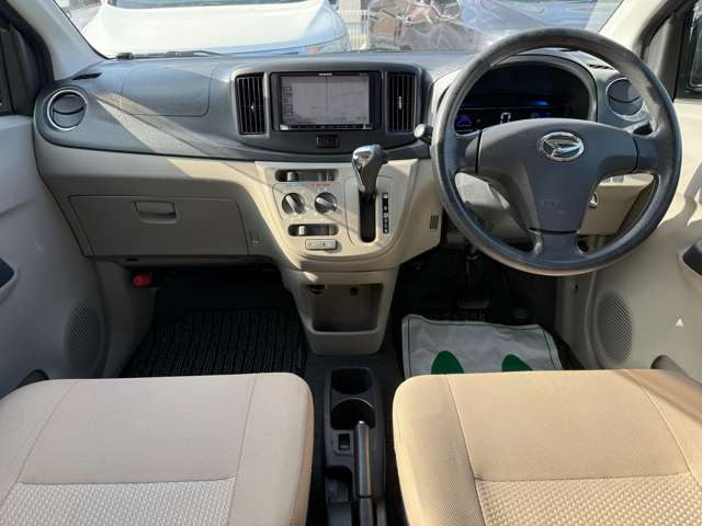 ミライースXf メモリアルエディション 4WD
