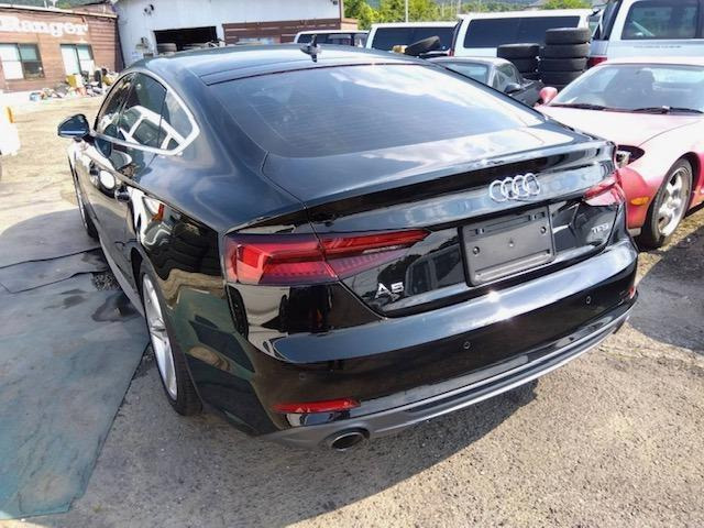 A5スポーツバック2.0 TFSI スポーツ Sラインパッケージ