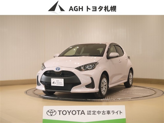 ヤリス1.5 ハイブリッド X E-Four 4WD