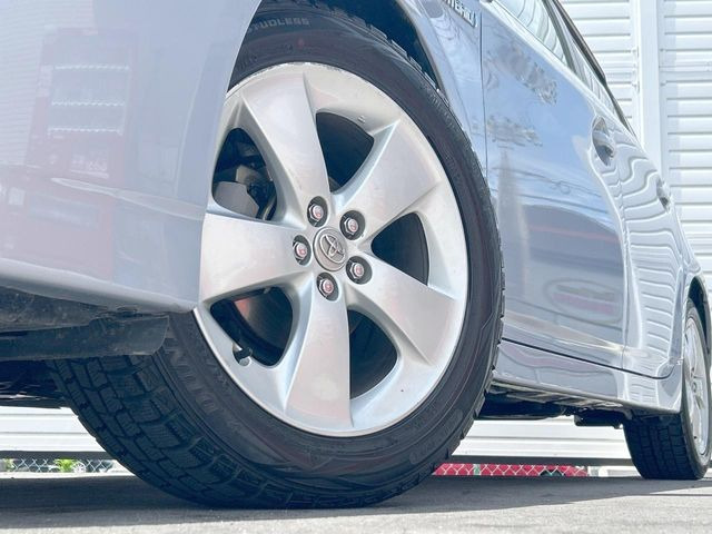 �y����17�C���`�A���~�z�C�[���z�O�ςɃ}�b�`���������A���~�z�C�[���𑕒����Ă���܂��B�e��ЊO�A���~�z�C�[����A�X�^�b�h���X�^�C�����戵�����Ă���܂��B���񂲑��k����������