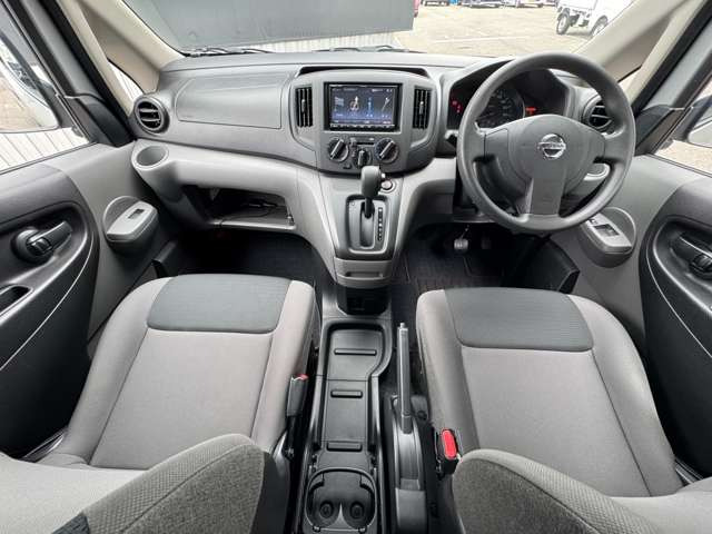 NV200バネットバン1.6 VX