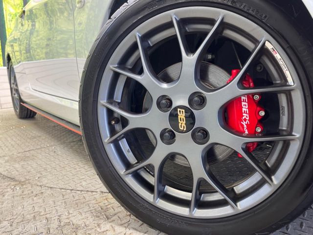 �y����BBS16�C���`�A���~�z�C�[���z��l�C���[�J�[�̃z�C�[���𑕔���y�ʁE���d�x�̃A���~�z�C�[���́A�n���h�����O�E�����ȂǁA����̎������サ�Ă���܂���