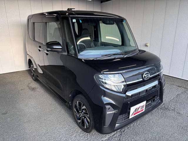 普通車は「サービスカーエムズ 本店」、軽自動車は「サービスカーエムズ 交差店」からお探し頂けます。