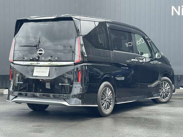 セレナ1.4 e-POWER AUTECH