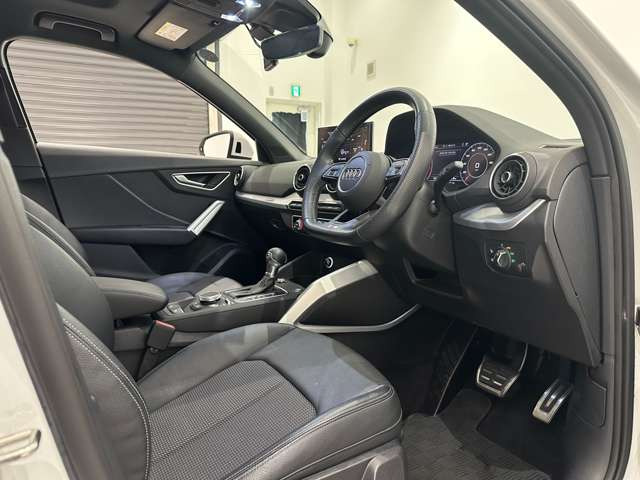 Q230 TFSI スポーツ Sラインパッケージ