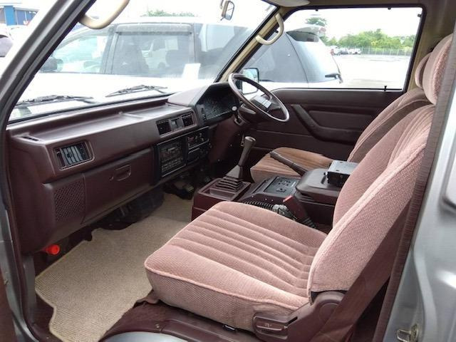 デリカスターワゴン2.5 GLX サンルーフ ディーゼル
