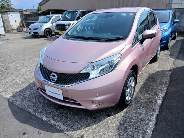 ノート1.2 X FOUR 4WD