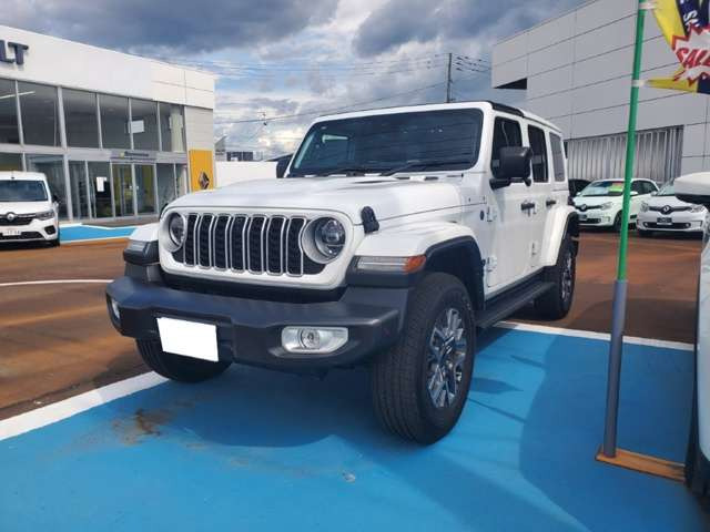 ラングラーアンリミテッド サハラ 4WD