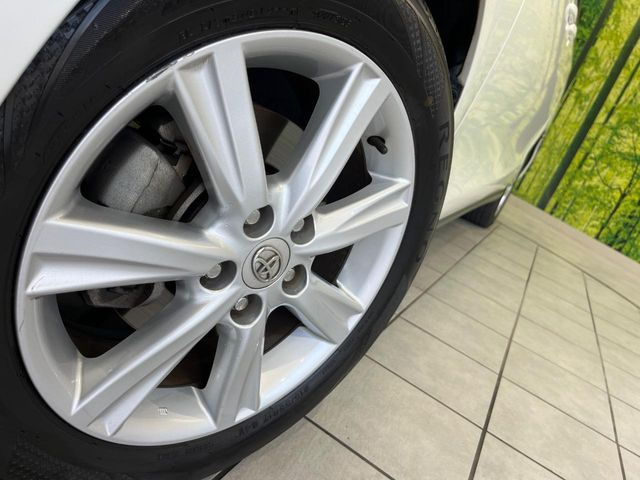 �y����17�C���`�A���~�z�C�[���z�O�ςɃ}�b�`���������A���~�z�C�[���𑕒����Ă���܂��B�e��ЊO�A���~�z�C�[����A�X�^�b�h���X�^�C�����戵�����Ă���܂��B���񂲑��k����������