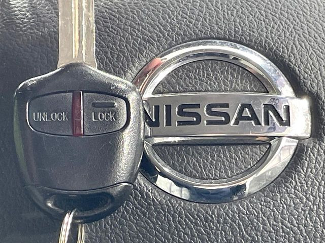 �֗��ȃL�[���X��{�^������ŊȒP�Ƀh�A�̉����A�{�����\�ł�!