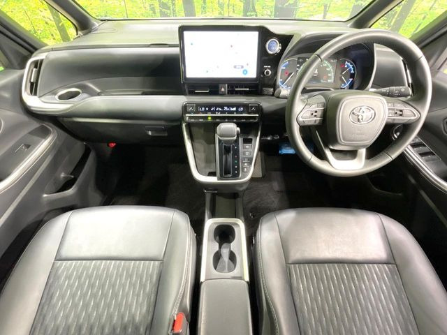 ノア1.8 ハイブリッド S-Z