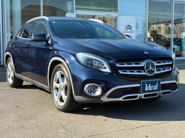 GLAクラスGLA220 4マチック 4WD