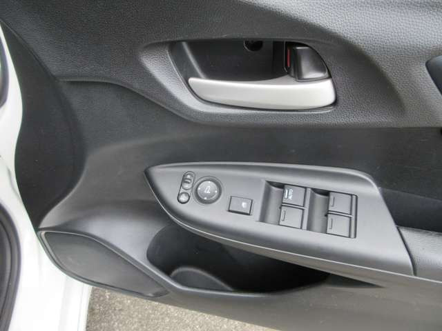 �y�R��O���[�v�z���X�̉^�c�͊�����ЎR�񂪍s�Ȃ��Ă���܂��B�H�c�����𒆐S�ɏo���X�^���h���^�c���Ă���A�A�t�^�[�P�A�������e�n�őΉ��\�ł�!