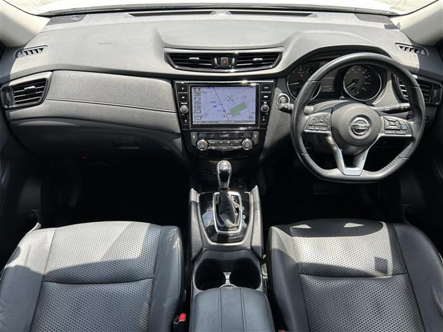 エクストレイル2.0 20Xi
