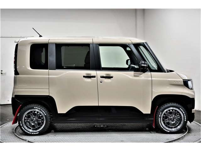 デリカミニT プレミアム 4WD