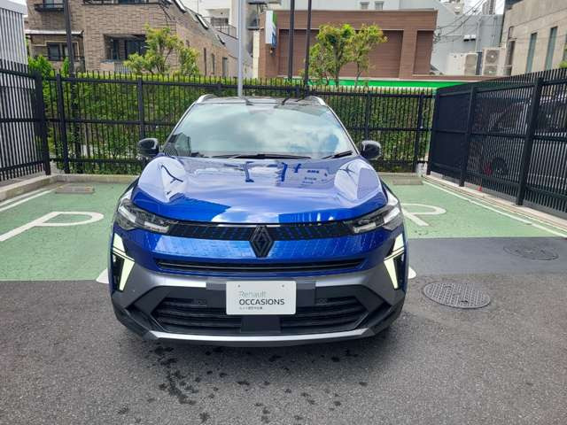キャプチャーエスプリ アルピーヌ フルハイブリッド イーテック