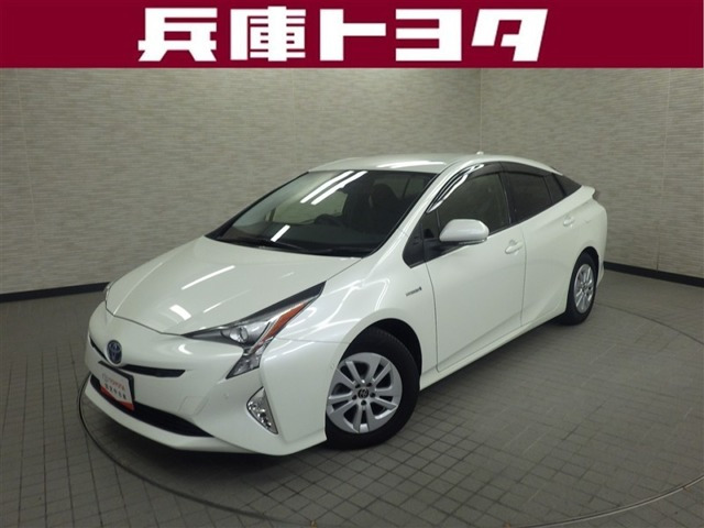 プリウス1.8 S セーフティ プラス