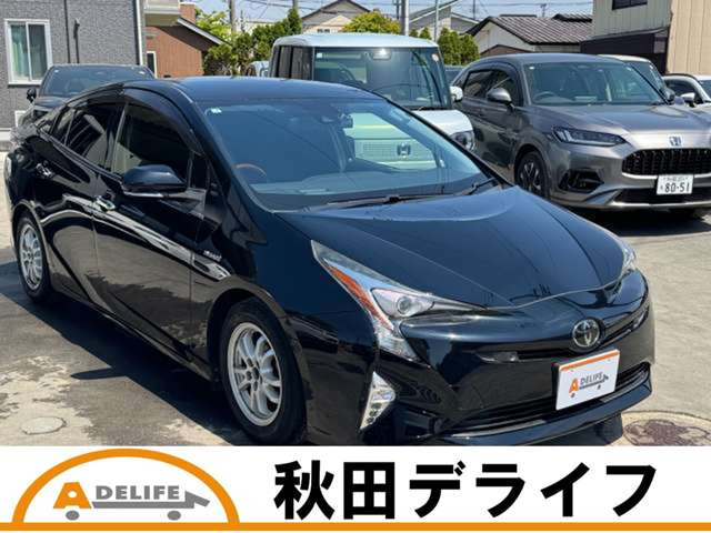 プリウス1.8 S セーフティ プラス E-Four 4WD