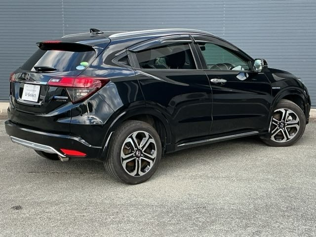 ヴェゼル1.5 ハイブリッド Z ホンダセンシング 4WD