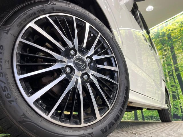�y15�C���`�A���~�z�C�[���z�O�ςɃ}�b�`�����A���~�z�C�[���𑕒����Ă���܂��B�e��A���~�z�C�[����A�X�^�b�h���X�^�C�����戵�����Ă���܂��B���񂲑��k����������
