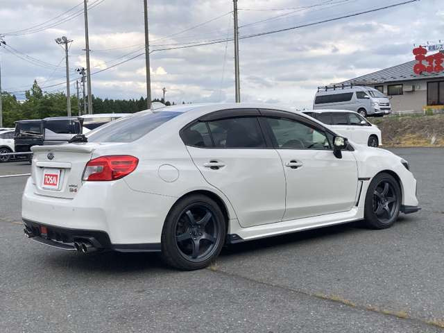 WRXS4 2.0 GT アイサイト 4WD