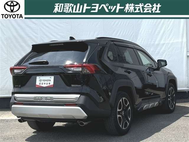 RAV42.0 アドベンチャー 4WD