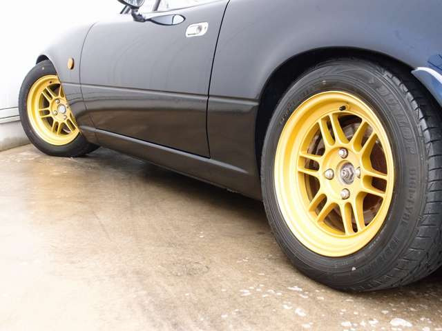TEIN車高調/ENKEI製RPF114AW/ETC/ハードトップ/MOMOステアリング/バケットシート二脚/R134エアコン/アゼストオーディオ/サテライトブルーマイカ外装色
