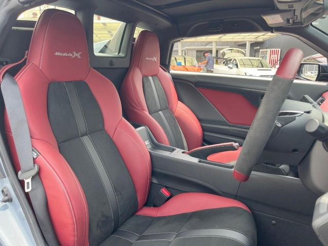 �y��p�X�|�[�c�V�[�g�z�z�[���h���ɗD��A�J�[�u���̑̂������}�����Ă���܂��B�܂��A�̂Ƀt�B�b�g���邩�獘��w�������ɂ����A�����O�h���C�u�⍂�����s�ł����K�ɂ��߂������������܂���