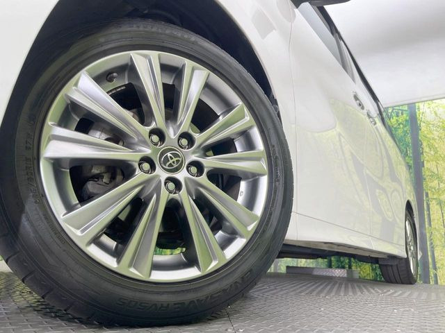 �y�����A���~�z�C�[���z�O�ςɃ}�b�`���������A���~�z�C�[���𑕒����Ă���܂��B�e��ЊO�A���~�z�C�[����A�X�^�b�h���X�^�C�����戵�����Ă���܂��B���񂲑��k����������