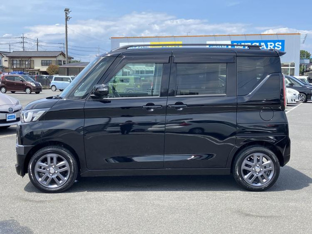 デリカミニT プレミアム 4WD