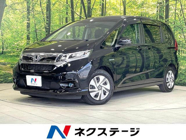 フリードハイブリッド
